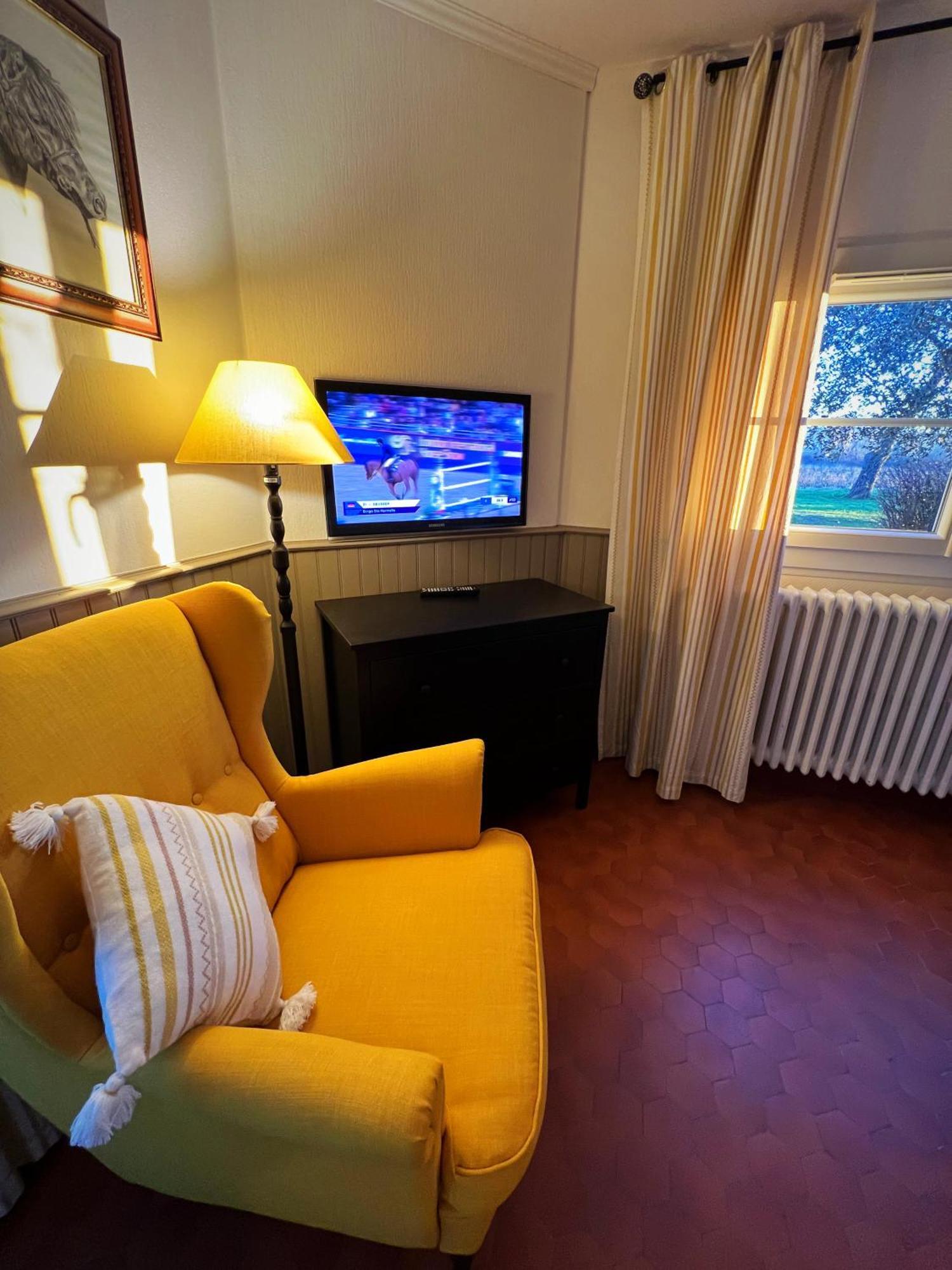 Des Abeilles - D'hotes En Drome Provencale Guest house *